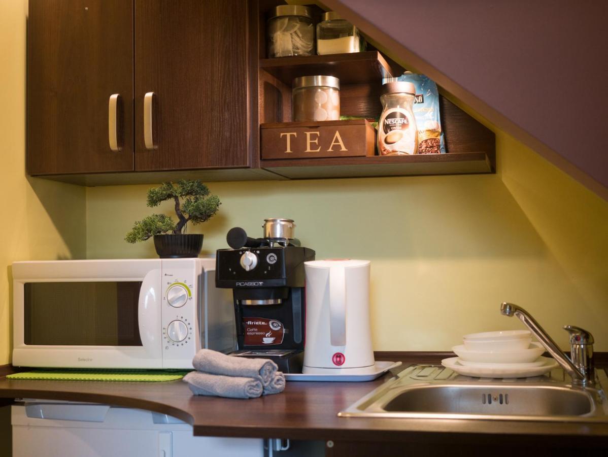 Medison Family Boutique B&B キェルツェ エクステリア 写真